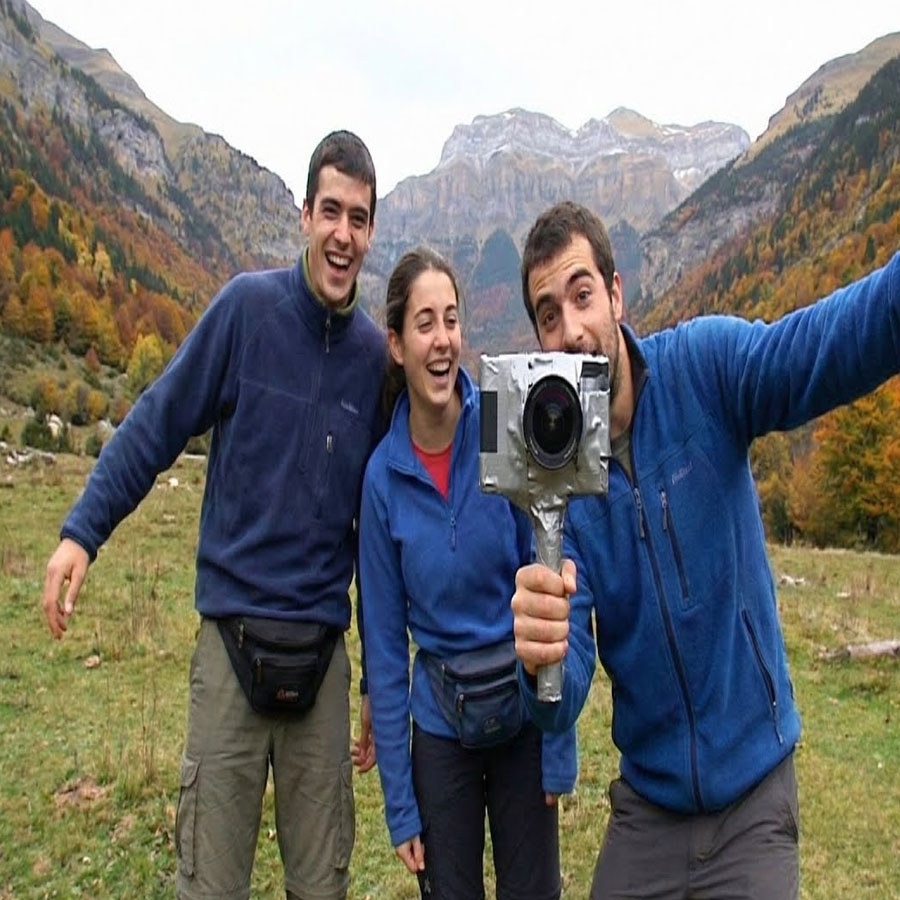 Tres hermanos desaparecen en Ordesa en 1999 — 24 años después hallan su cámara con 47 minutos
