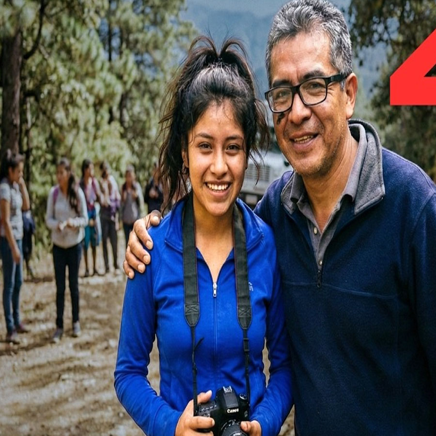 Profesor y alumna desaparecieron — 3 meses después hallaron ella encadenada en cueva