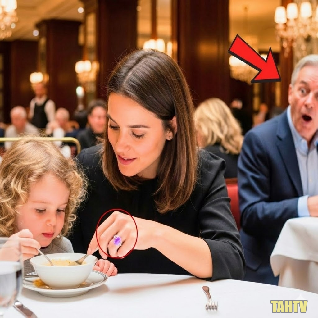 El Anciano Reconoció El Anillo De Su Hija Desaparecida En La Mano De Una Extraña… Y Se Detuvo