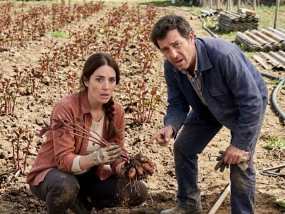 Unos extraños brotes cubrieron la granja de 35 acres de una mujer; nadie sabía qué eran hasta que ella desenterró uno.